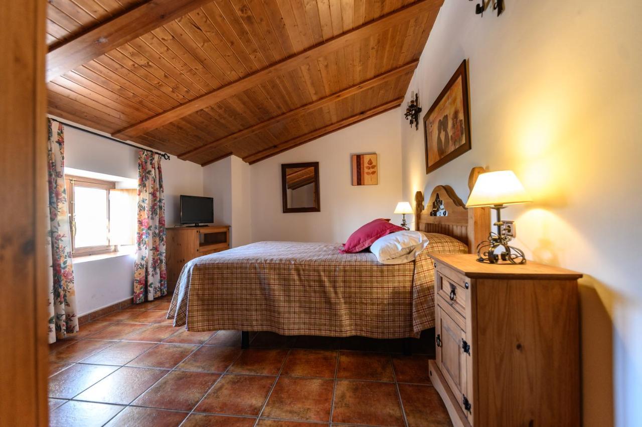 Complejo Rural Sol De Taberno Guest House Ngoại thất bức ảnh