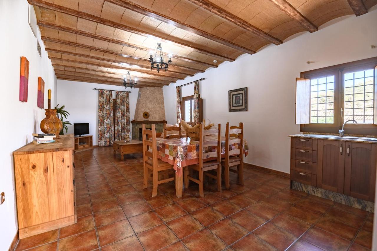 Complejo Rural Sol De Taberno Guest House Ngoại thất bức ảnh